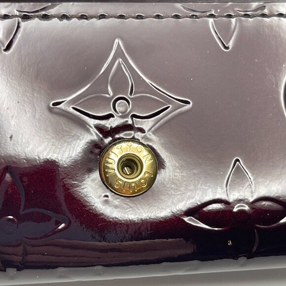 Louis Vuitton Monogram Vernis Patent Leather 4-Key Case - Amarante - Preowned - Picture 10 of 13